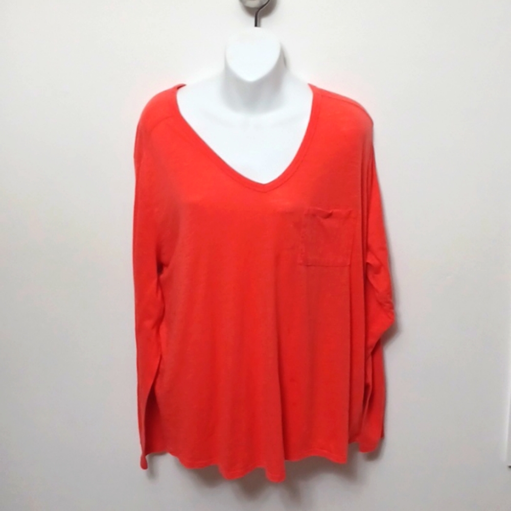 Women's long sleeve t-shirt